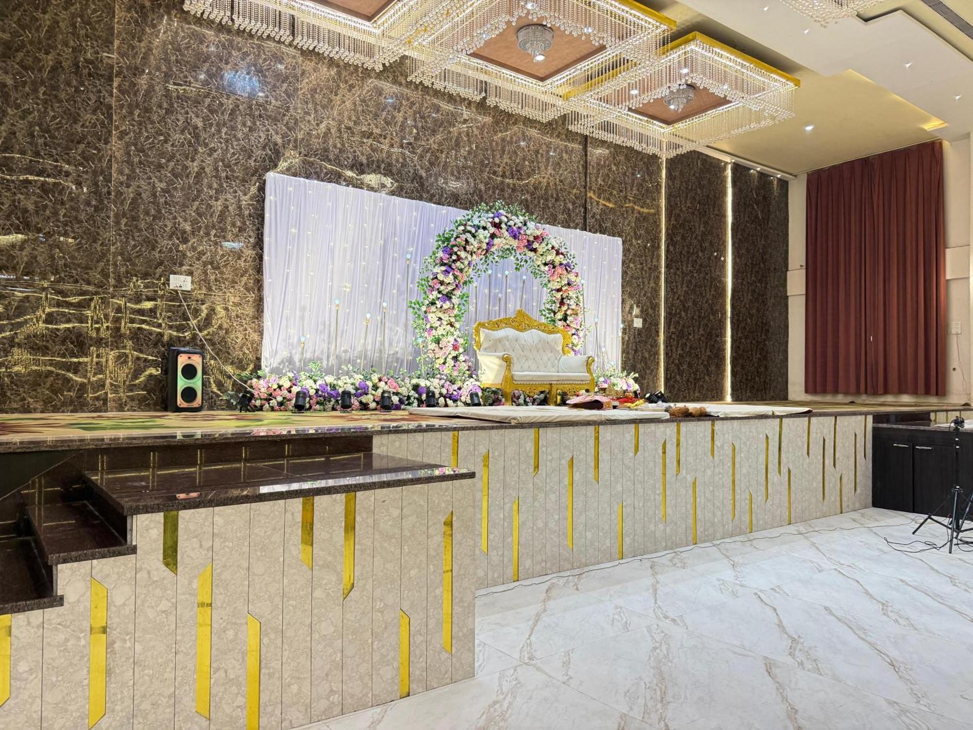 Hotel Emperor Paradise Bilāspur Eksteriør bilde